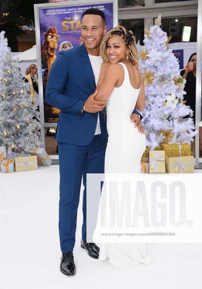 Westwood, CA, U.S. - 12 November 2017 - Westwood, California - Devon Franklin, Meagan Good. Star Los Angeles Premiere held at The Regency Village Theater in Westwood. Photo Credit: AdMedia Westwood U.S. - ZUMAa123 20171112_zaa_a123_218