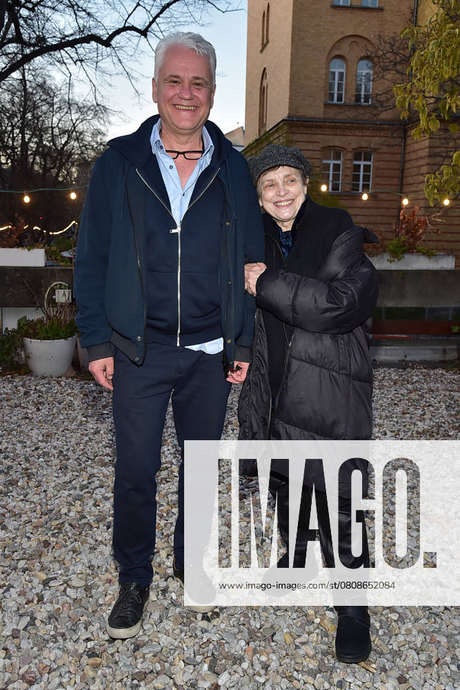 Premiere of Ursli Pfister Martin Woelffer, Katharina Thalbach Arrival at the premiere of Ursli Pfister Peggy March, Mrs. Huggenberger and I Arrival at the Bar jeder Vernunft in Berlin, on 02 04 2025 Photopress Mueller