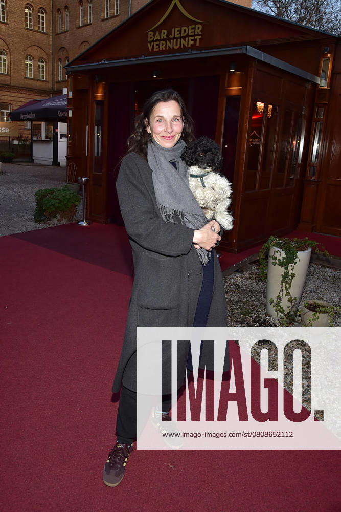 Remiere of Ursli Pfister Peggy March, Mrs. Huggenberger and me Premiere Ursli Pfister, Peggy March, Mrs. Huggenberger and me Merek Becker with dog Tai Arrival at the premiere of Ursli Pfister Peggy March, Mrs. Huggenberger and me Arrival at the Bar jeder Vernunft in Berlin, on 02 04 2025 Photopress Mueller