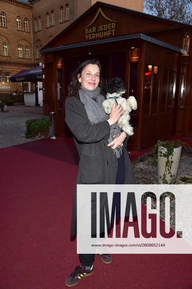 Remiere of Ursli Pfister Peggy March, Mrs. Huggenberger and me Premiere Ursli Pfister, Peggy March, Mrs. Huggenberger and me Meret Becker with dog Taxi Arrival at the premiere of Ursli Pfister Peggy March, Mrs. Huggenberger and me Arrival at the Bar jeder Vernunft in Berlin, on 02 04 2025 Photopress Mueller