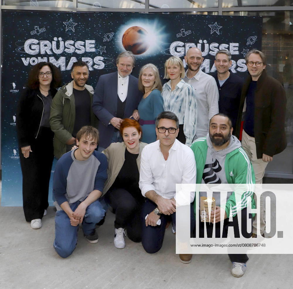 Katrin Mersmann, Cem Ali Gueltekin, Michael Wittenborn, Heidi Kriegeskotte, Anette Unger, Sven Rudat, Sebastian Grusnick, Thomas Moeller, Jona Volkmann, Sarah Winkenstette, Alexander Geisselmann, Kailas Mahadevan as guests on the red carpet at the movie premiere Gruesse vom Mars at Zeise Cinemas on 02 04 2025 in Hamburg Hamburg Germany