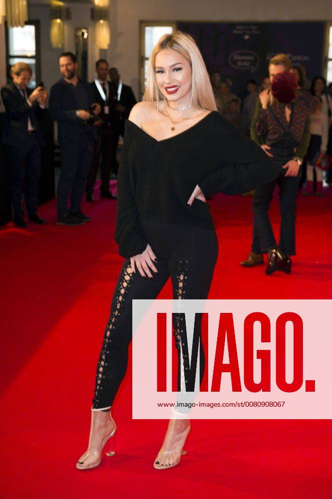 At the Premiere the Children show Game with the Time in Frederick city Palace Berlin 19 11 2017 Foto:xF.xFuturexImage