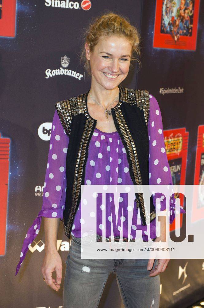 Rhea Harder Vennewald at the Premiere the Children show Game with the Time in Frederick city Palace Berlin 19 11 2017 Foto:xF.xFuturexImage