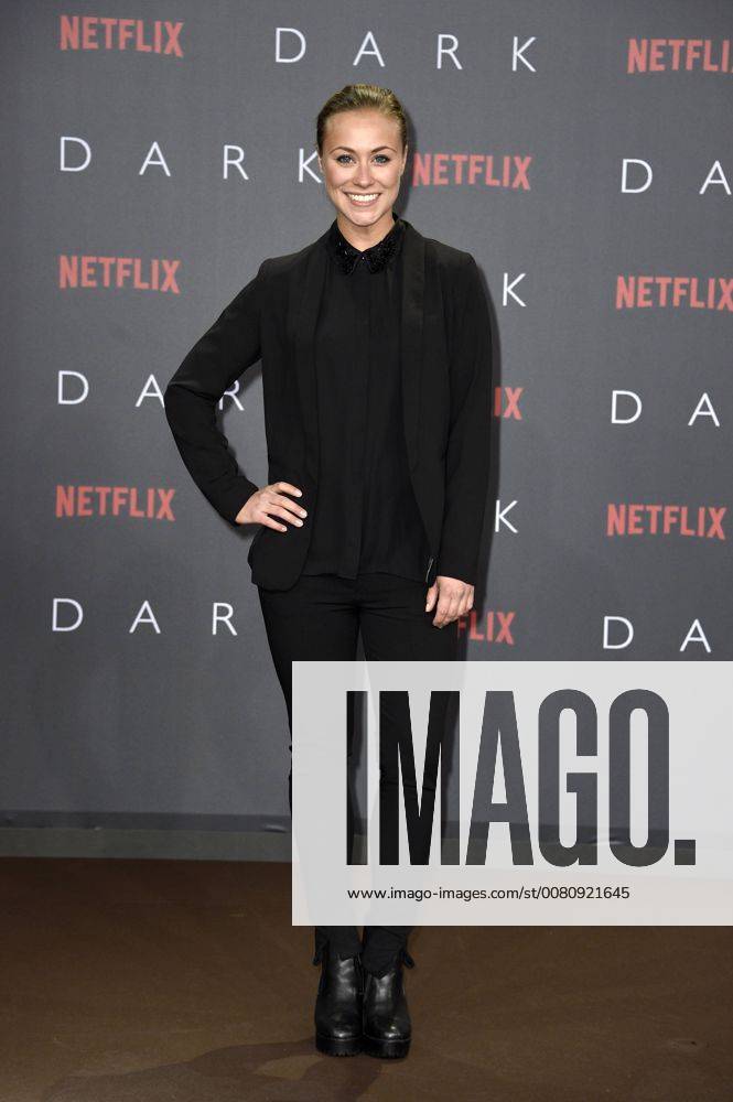 Sina TKOTSCH at the Premiere the NETFLIX Series Dark in Cinema in Zoo Palace Berlin 20 11 2017 Foto:xF.xFuturexImage