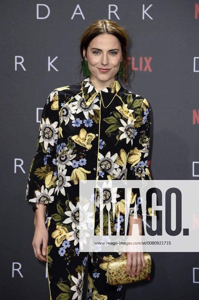 Antje Traue at the Premiere the NETFLIX Series Dark in Cinema in Zoo Palace Berlin 20 11 2017 Foto:xF.xFuturexImage