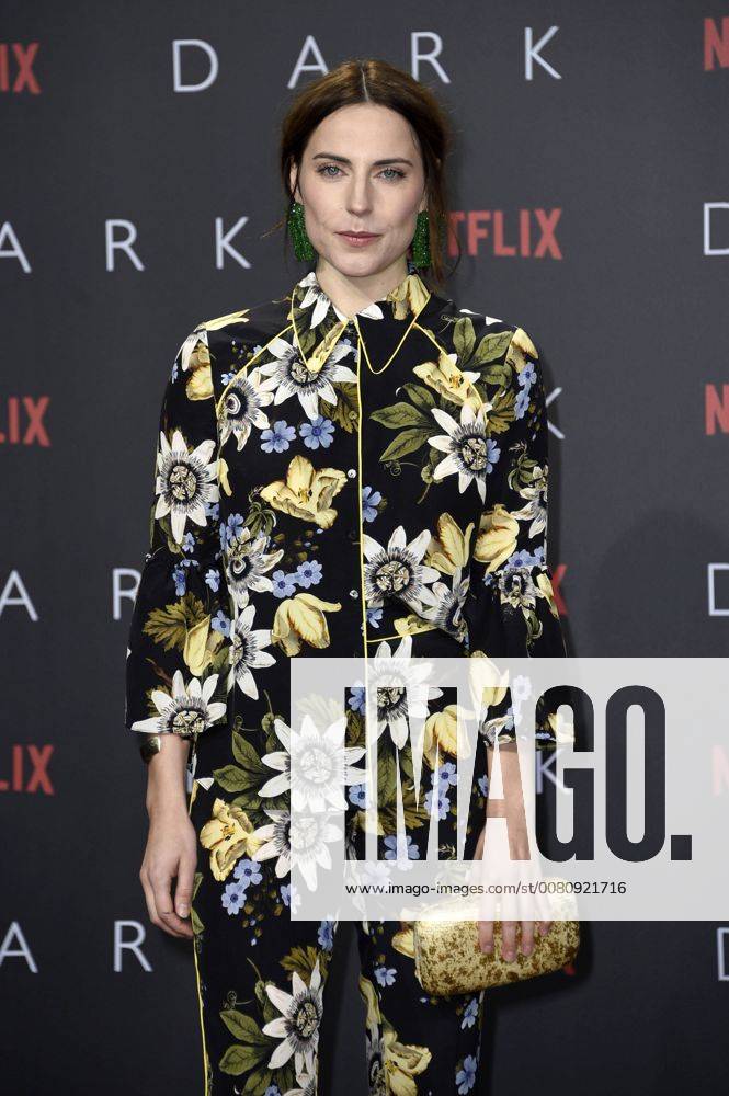 Antje Traue at the Premiere the NETFLIX Series Dark in Cinema in Zoo Palace Berlin 20 11 2017 Foto:xF.xFuturexImage