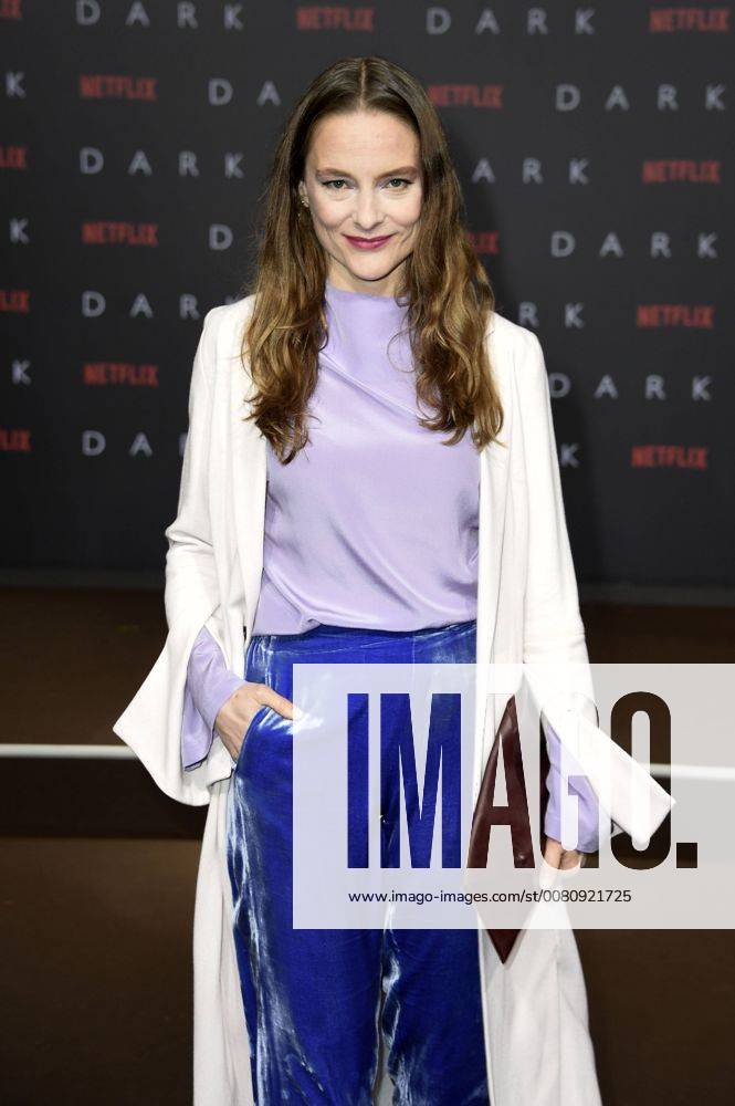 Anne Rat Polle at the Premiere the NETFLIX Series Dark in Cinema in Zoo Palace Berlin 20 11 2017 Foto:xF.xFuturexImage
