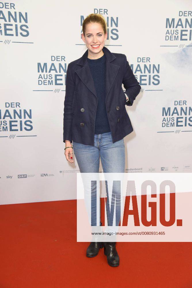 Merle Collet at the public premiere from the Man out the Ice in Zoo Palace in Berlin at 21 11 2017
