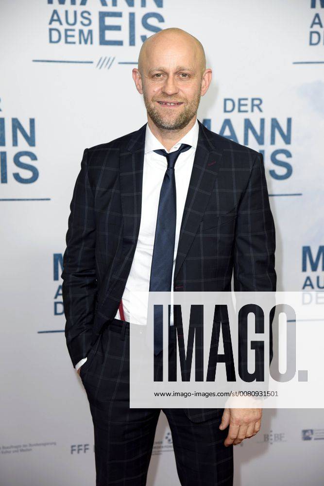 Juergen Vogel at the public premiere from the Man out the Ice in Zoo Palace in Berlin at 21 11 2017