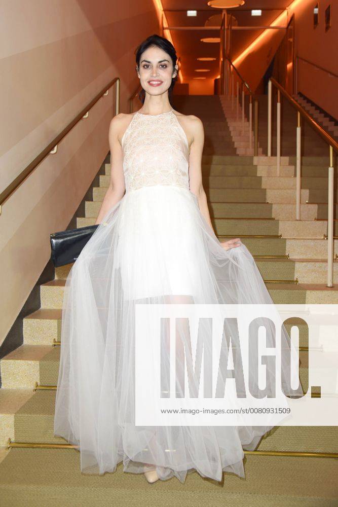 Anna F at the public premiere from the Man out the Ice in Zoo Palace in Berlin at 21 11 2017