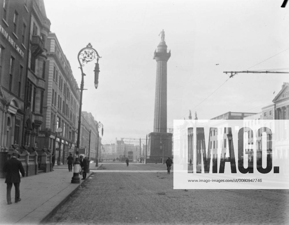The Great Battle of Dublin Sackville Street during midday . 30 June 1922, Ireland