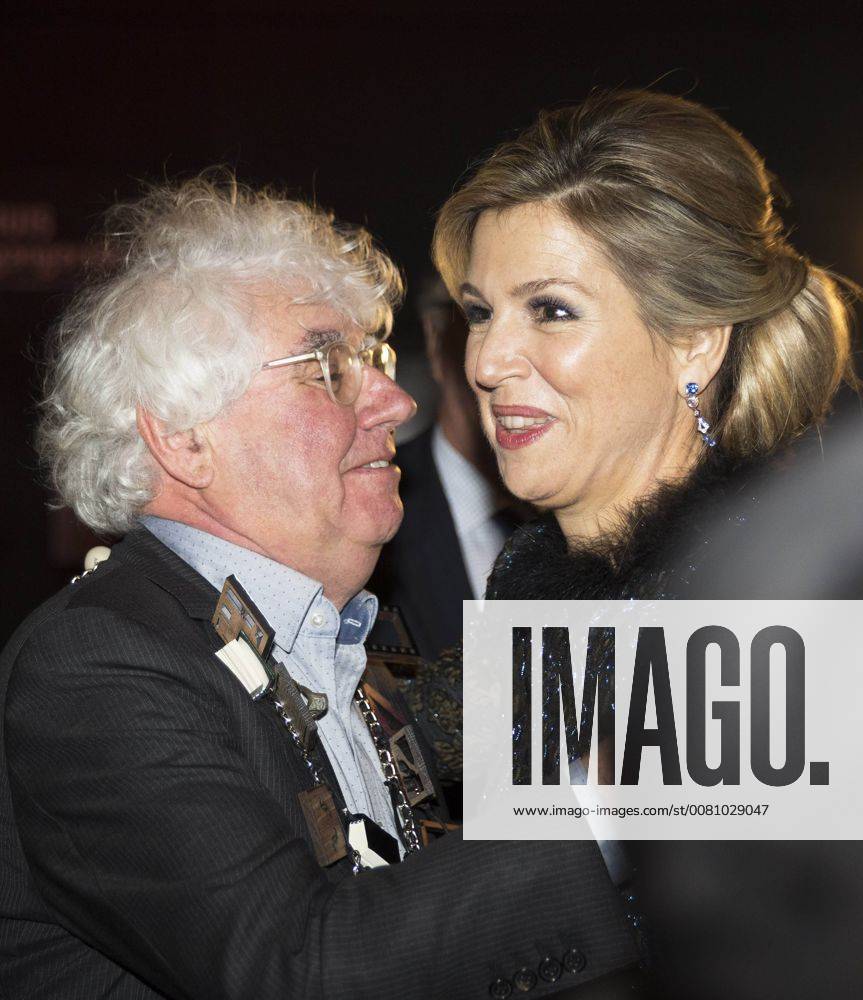 Amsterdam Queen Maxima during the Prince Bernhard Cultuurfonds award at the Muziekgebouw aan ’t IJ in Amsterdam. The award, 150.000 euro, was presented to writer Geert Mak.