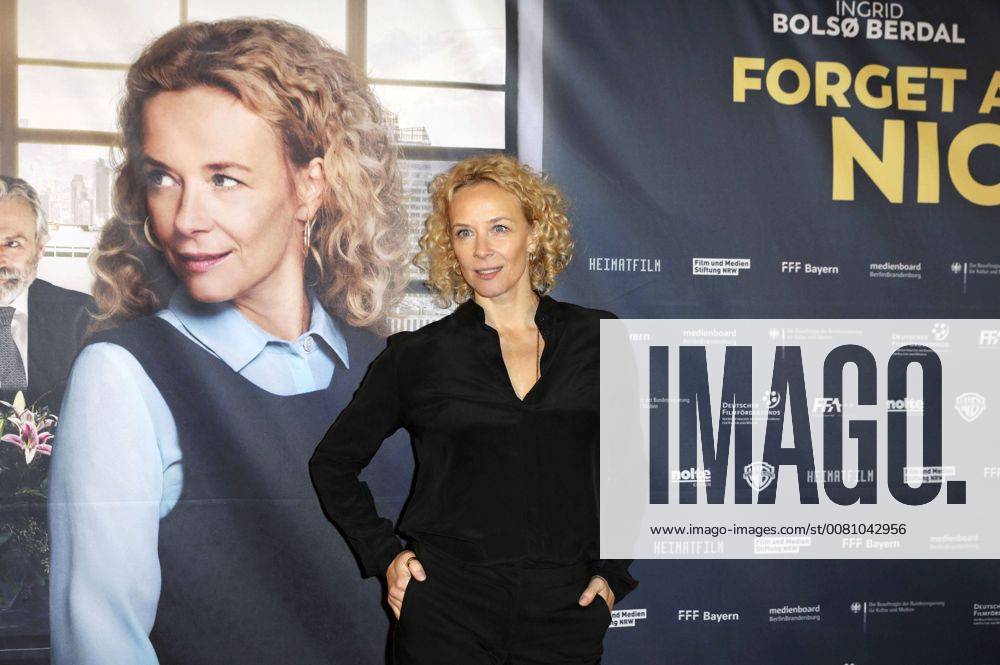 Katja Riemann at the premiere of the movie Forget About Nick in the Lichtburg Essen 28 11 2017 Foto:xFuturexImage