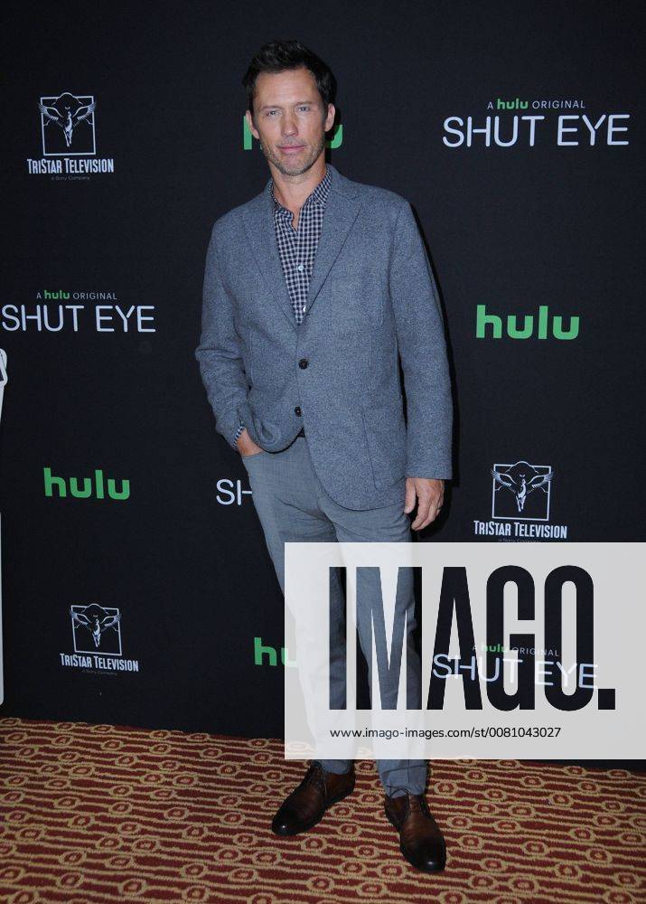 Hollywood, CA, U.S. - 28 November 2017 - Hollywood, California - Jeffrey Donovan. Hulu s Shut Eye Season 2 Premiere held at The Magic Castle. in Hollywood. Photo Credit: AdMedia Hollywood U.S. - ZUMAa123 20171128_zaa_a123_030