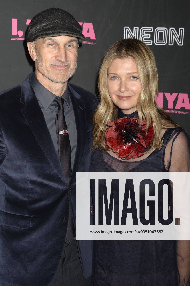 Craig Gillespie with wife Christine at the premiere of the movie I Tonya at the Village East Cinema New York 28 11 2017 Foto:xD.Tinex xFuturexImage