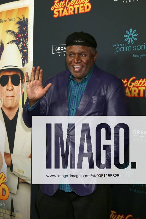 LOS ANGELES - DEC 7: George Wallace at the Just Getting Started Premiere at ArcLight Hollywood on December 7, 2017 in Los Angeles, CA