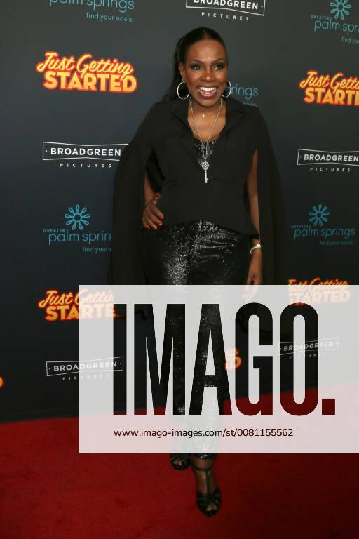 LOS ANGELES - DEC 7: Sheryl Lee Ralph at the Just Getting Started Premiere at ArcLight Hollywood on December 7, 2017 in Los Angeles, CA