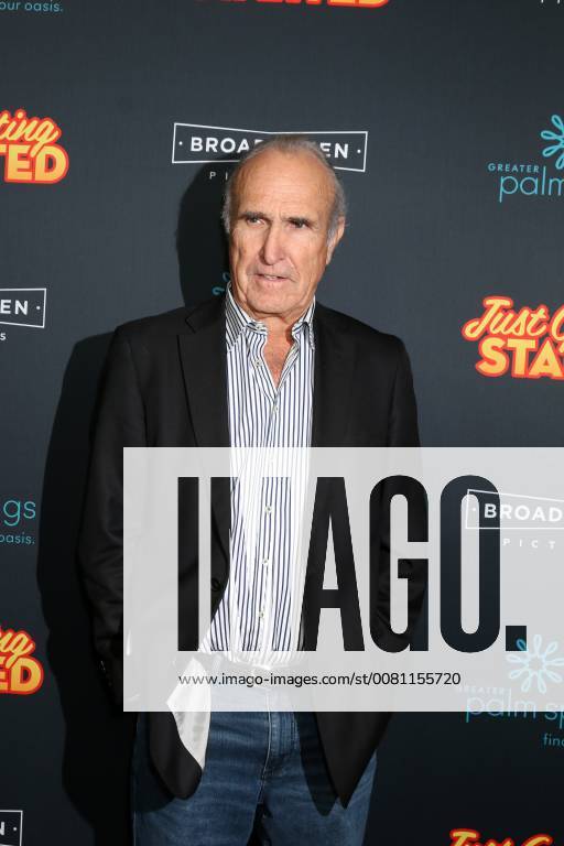 LOS ANGELES - DEC 7: Ron Shelton at the Just Getting Started Premiere at ArcLight Hollywood on December 7, 2017 in Los Angeles, CA