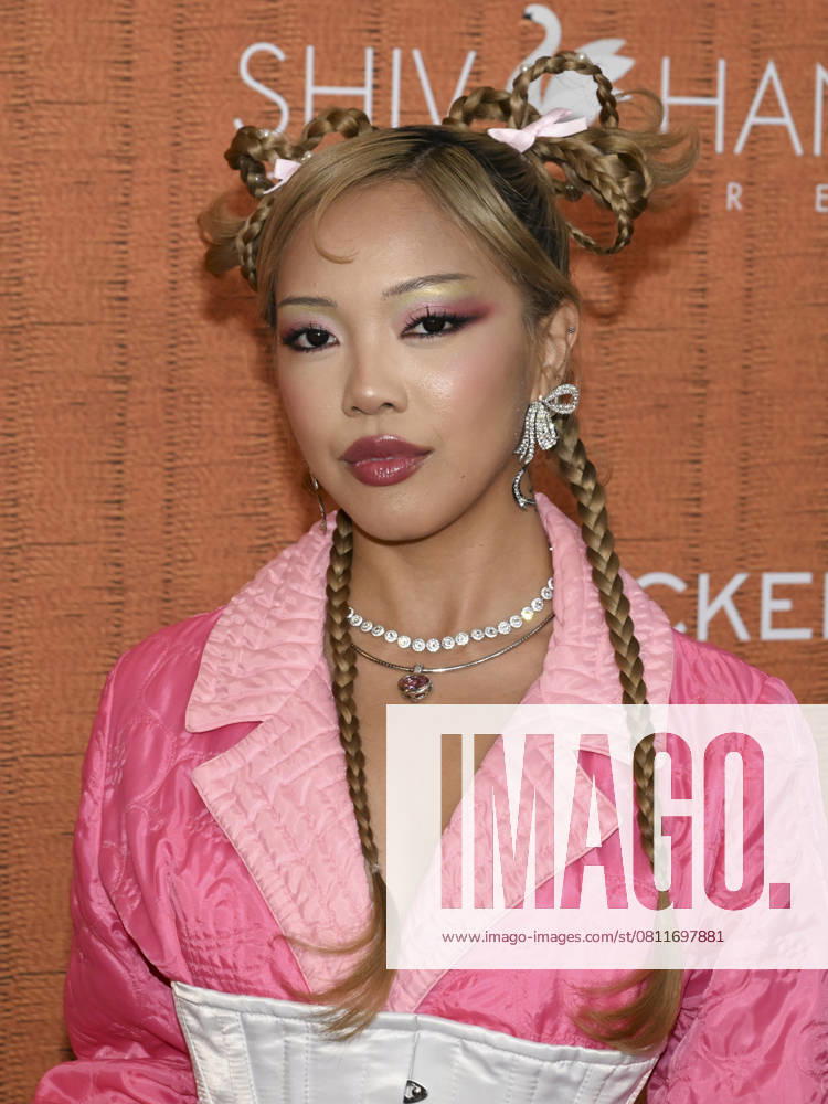 Nava Rose attends The Wedding Banquet Los Angeles Premiere. Los Angeles USA - ZUMAb173 20250414_aap_b173_052