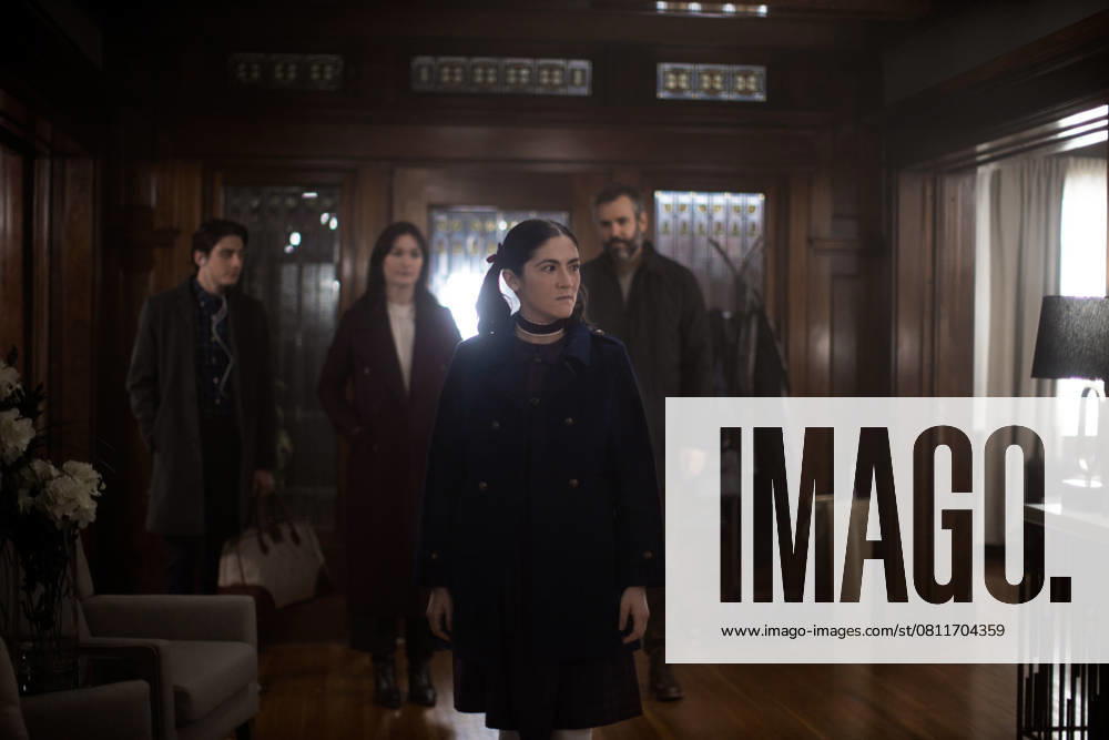 Orphan - First Kill (2022) Orphan - First Kill (2022) Isabelle Fuhrman as Leena Klammer Esther Albrig Rossif Sutherland as Allen Albright Julia Stiles as Tricia Albright Matthew Finlan as Gunnar Albright