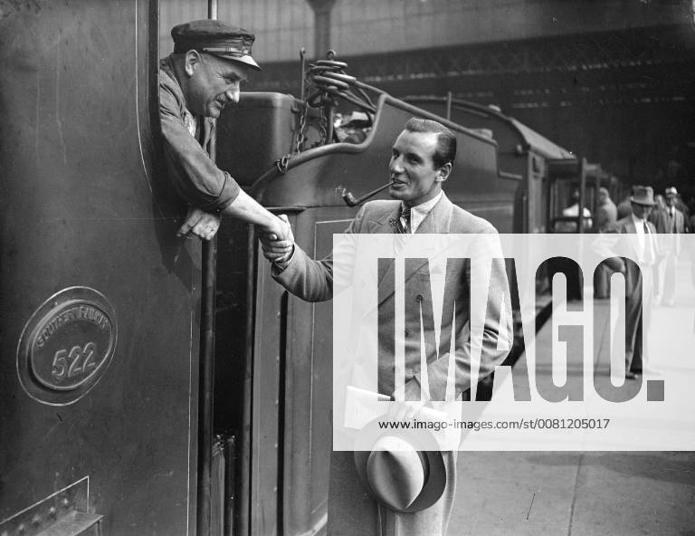 Fred Perry leaves for America from Waterloo . 7 August 1935, London United Kingdom England