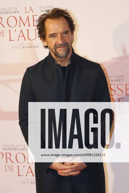 La Promesse de l Aube Premiere in Paris Stephane De Groodt CELEBRITES : Avant Premiere la Promesse de l Aube - Paris - 12 12 2017 MichaelBaucher Panoramic