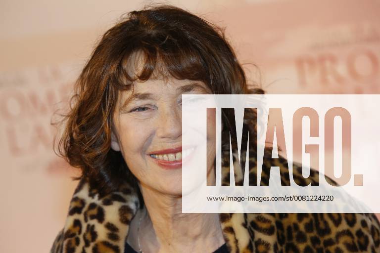 La Promesse de l Aube Premiere in Paris Jane Birkin CELEBRITES : Avant Premiere la Promesse de l Aube - Paris - 12 12 2017 MichaelBaucher Panoramic
