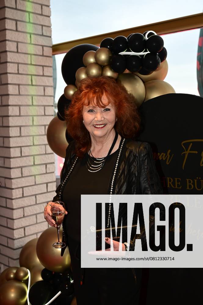 Regina Thoss at the birthday gala for Dagmar Frederics 80th birthday at the Restaurant am Müggelturm Berlin, 15 04 2025 Berlin Germany