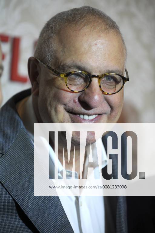 Errol Morris at the premiere of the Netflix series Wormwood at The Campbell New York 12 12 2017 Foto:xD.Tinex xFuturexImage