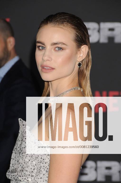 Los Angeles, California, United States - December 13th 2017 - Los Angeles, California USA - Actress LUCY FRY at Bright Premiere held at the Regency Theater Village, Westwood, CA. Los Angeles United States - ZUMAf05_ 20171213_zaf_f05_051