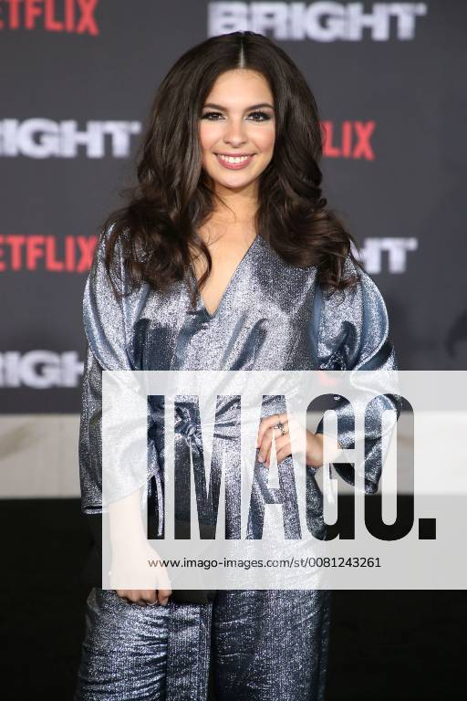 Isabella Gomez at the Bright Netflix Movie Premiere on 13 12 2017 in Los Angeles at Netflix s Bright Film Premiere in Los Angeles 2017