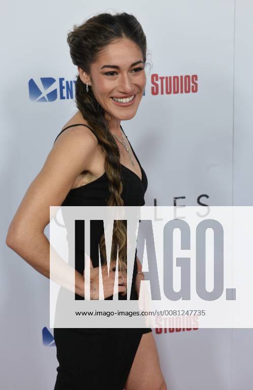 Cast member Q orianka Kilcher attends the premiere of the motion picture western Hostiles at the Academy of Motion Picture Arts & Sciences in Beverly Hills, California on December 14, 2017. Storyline: In 1892, a legendary Army captain reluctantly agrees to escort a Cheyenne chief and his family through dangerous territory. LAP2017121416 JIMxRUYMEN