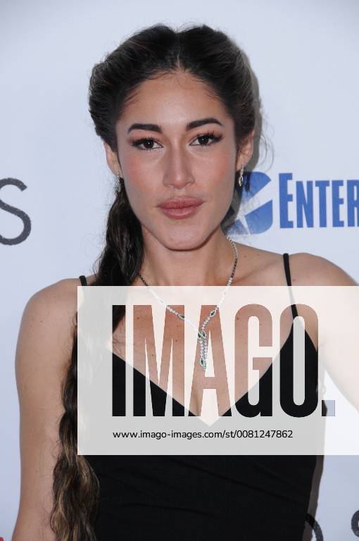 Beverly Hills, CA, U.S. - 14 December 2017 - Beverly Hills, California - Q orianka Kilcher. Hostiles Los Angeles Premiere held at Samuel Goldwyn Theater in Beverly Hills. Photo Credit: AdMedia Beverly Hills U.S. - ZUMAa123 20171214_zaa_a123_021