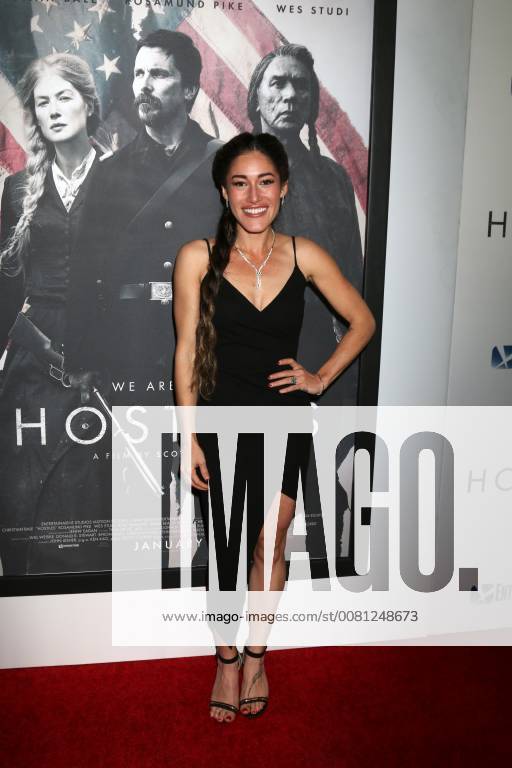 LOS ANGELES - DEC 14: Q orianka Kilcher at the Hostiles Premiere at Samuel Goldwyn Theater, The Academy of Motion Picture Arts and Sciences on December 14, 2017 in Beverly Hills, CA