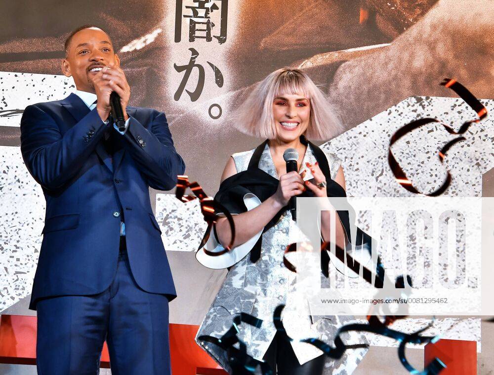 (L-R)Actor Will Smith(L) and actress Noomi Rapace attend the Japan premier for the film Bright in Tokyo, Japan on December 19, 2017. TKP2017121907 KEIZOxMORI