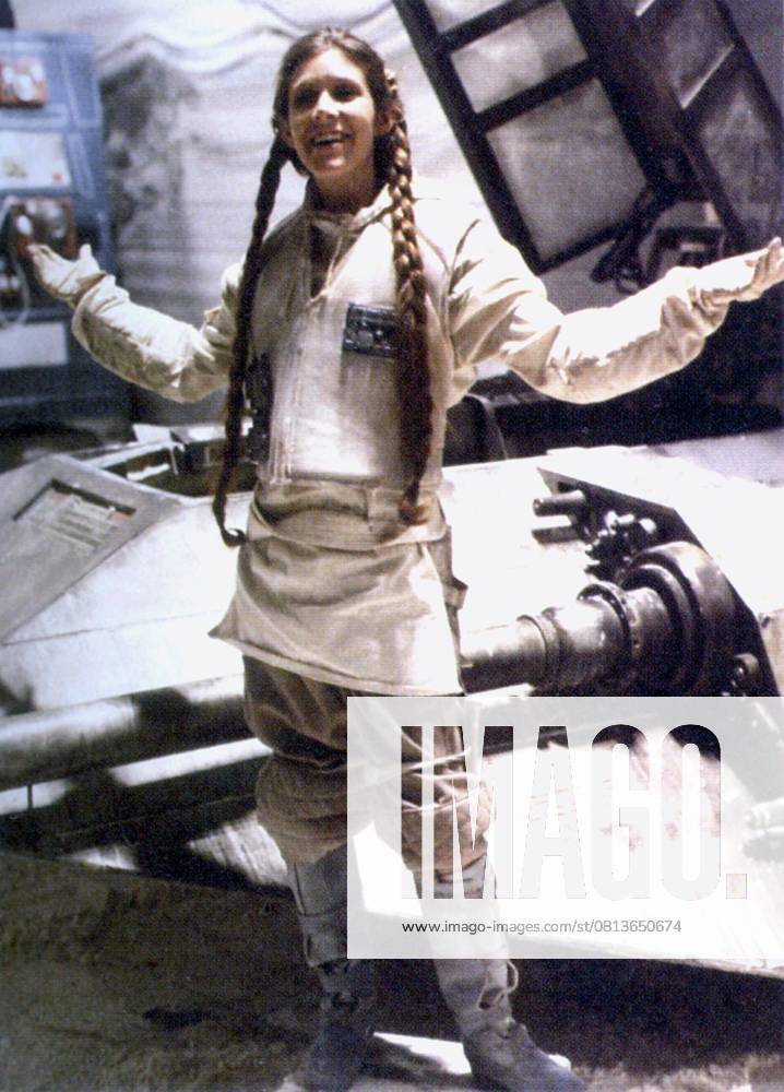 Star Wars: Episode V - The Empire Strikes Back (1980) - filmstill Star Wars: Episode V - The Empire Strikes Back (1980) Behind the scenes photo of Carrie Fisher - - -