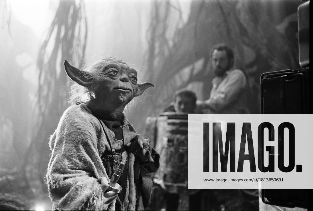 Star Wars: Episode V - The Empire Strikes Back (1980) - filmstill Star Wars: Episode V - The Empire Strikes Back (1980) Behind the scenes photo - - -