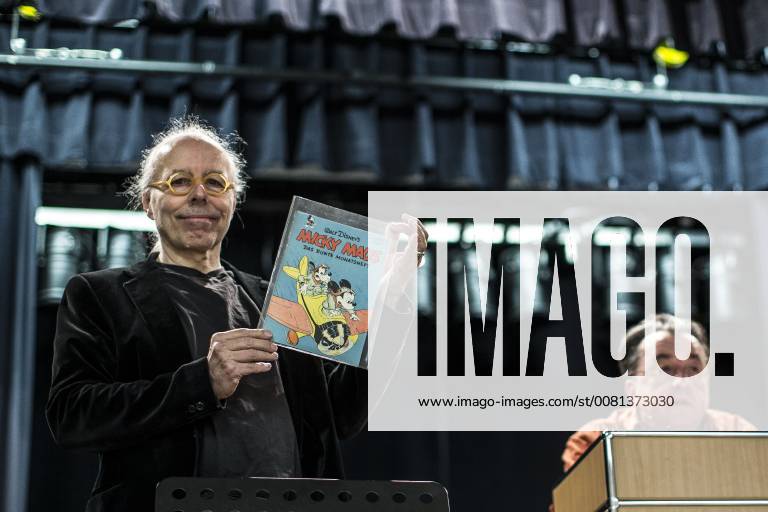 38 of Friedrichsdorf auction old comics Forum Friedrichsdorf Friedrichsdorf image x of 4 Friedrichsdorf for LOCOMOTIVE 11 11 2017 38 of Friedrichsdorf auction old comics Forum Friedrichsdorf Friedrichsdorf pictured Mickey Waue Organizer l shows the main attraction of the auction Nr 471 Micky Maus 1951 sample 0 number the bid of 27 000 â ¬ plus 20 premium to one bidder, Ralph went H Da