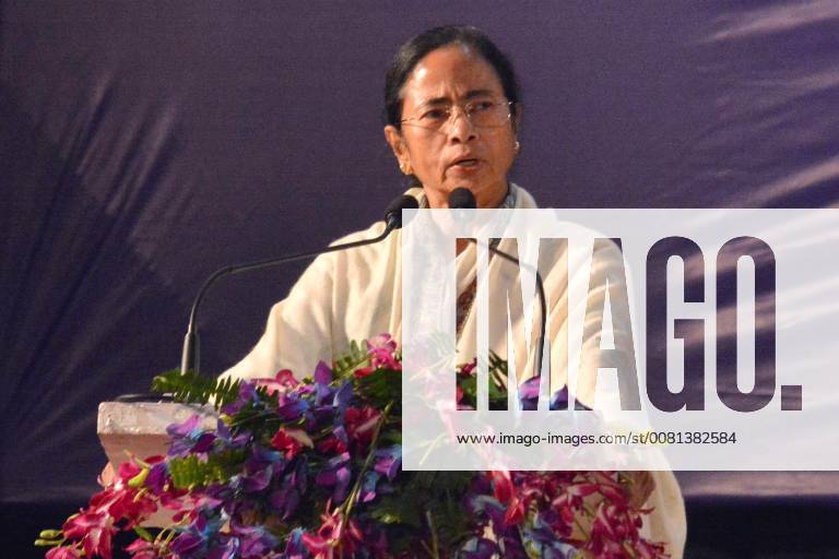 India: Mamata Banerjee during Indian History Congress Chief Minister Mamata Banerjee address during Indian History Congress in Kolkata. West Bengal Chief Minister Mamata Banerjee takes part in Indian History Congress in December 29, 2017i n Kolkata. Kolkata West Bengal India Kolkata SaikatxPaul