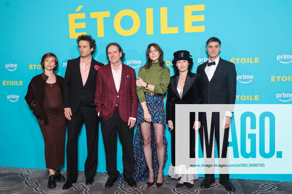 Amazon Prime Video series Etoile premiere at the Bourbon Gallery Celebrities arrive on the red carpet Avant premiere de la serie Etoile dAmazon Prime Video a la galerie Bourbon Celebrities arrive on the red carpet Lou de Laage, Luke Kirby, Daniel Palladino, Charlotte Lucy Ginsburg Charlotte Gainsbourg , Amy Sherman Palladino and Gideon Glick Amazon Prime Video series Etoile premiere at the Bourbon Gallery Celebrities arrive on the red carpet Preview of the Amazon Prime Video series Etoile at the Bourbon gallery 443321 2025 04 23 Paris France