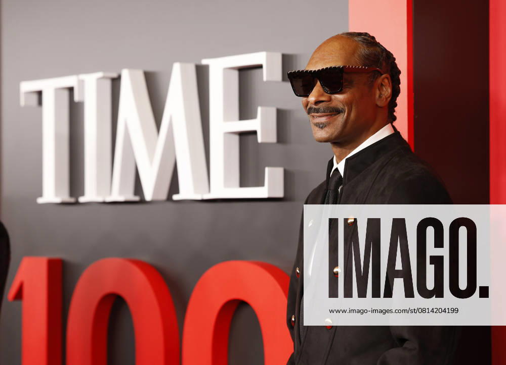 Snoop Dogg arrives on the red carpet at the 2025 TIME100 Gala Jazz at Lincoln Center in New York City on Thursday, April 24, 2025. NYP20250424374 JOHNxANGELILLO