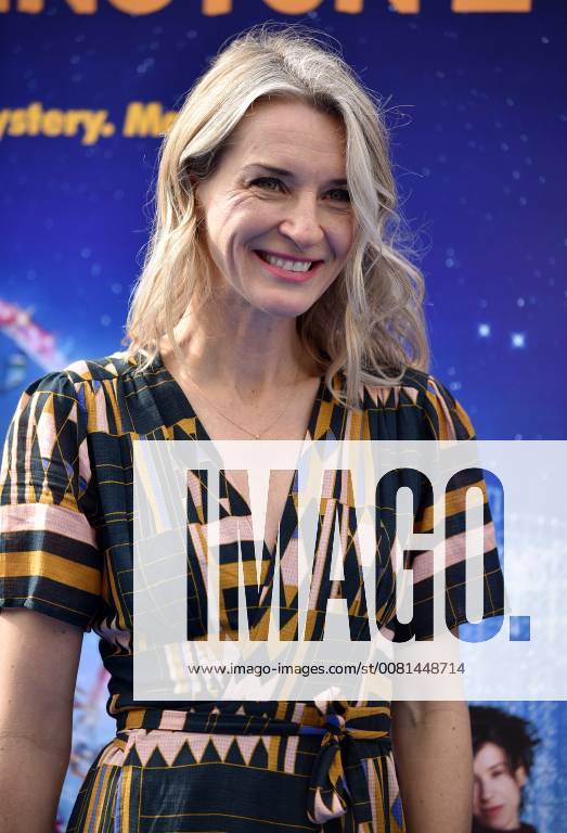Ever Carradine attends the premiere of Paddington 2 at the Regency Village Theatre in Los Angeles, California on January 6, 2018. LAP20180106938 CHRISTINExCHEW