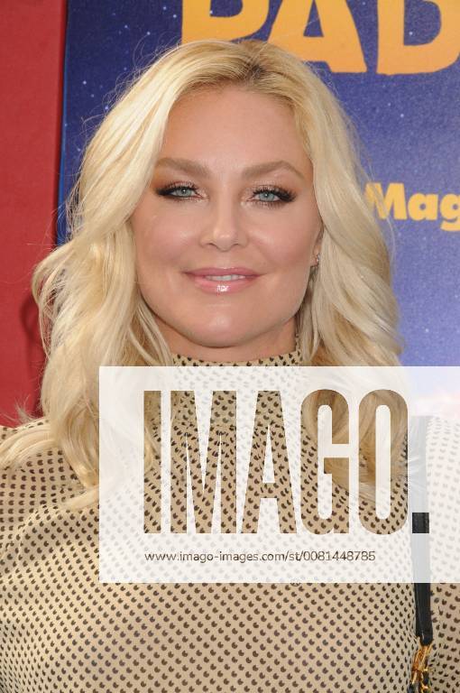 Los Angeles, California, United States - January 6th 2018 - Los Angeles, California USA - Actress ELISABETH ROHM at Paddington 2 Premiere held at the Regency Village Theater, Westwood, CA. Los Angeles United States - ZUMAf05_ 20180106_zaf_f05_042