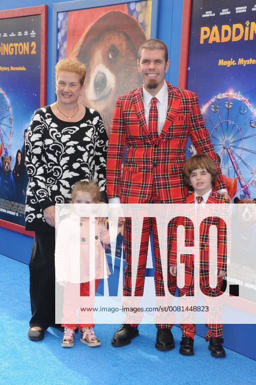 Los Angeles, California, United States - January 6th 2018 - Los Angeles, California USA - Journalist PEREZ HILTON, TERESITA LAVANDEIRA and children MIA ALMA LAVANDEIRA, MARIO ARMANDO LAVANDEIRA at Paddington 2 Premiere held at the Regency Village Theater, Westwood, CA. Los Angeles United States - ZUMAf05_ 20180106_zaf_f05_065