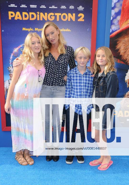 Los Angeles, California, United States - January 6th 2018 - Los Angeles, California USA - Actress VICTORIA SMURFIT, family at Paddington 2 Premiere held at the Regency Village Theater, Westwood, CA. Los Angeles United States - ZUMAf05_ 20180106_zaf_f05_074