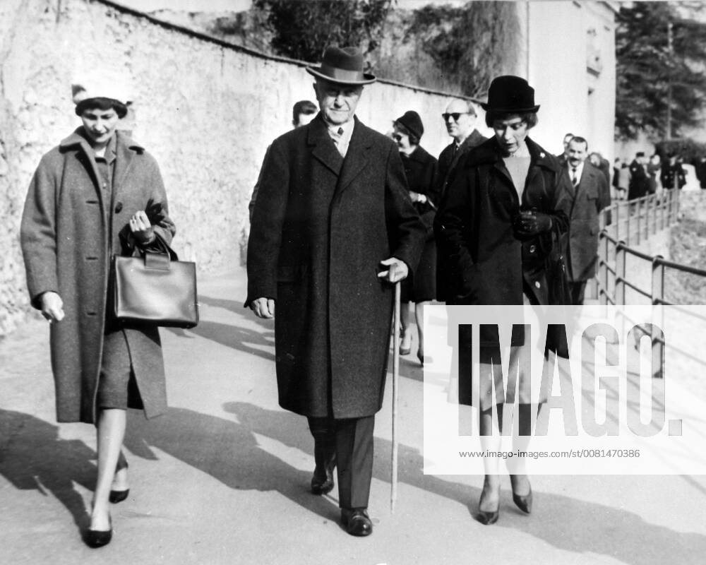 WEST GERMAN CHANCELLOR KONRAD ADENAUER WITH DAUGHTER RIA REINERS AND LOTTE MULHAUPT IN ITALY ; 22 MARCH 1963,
