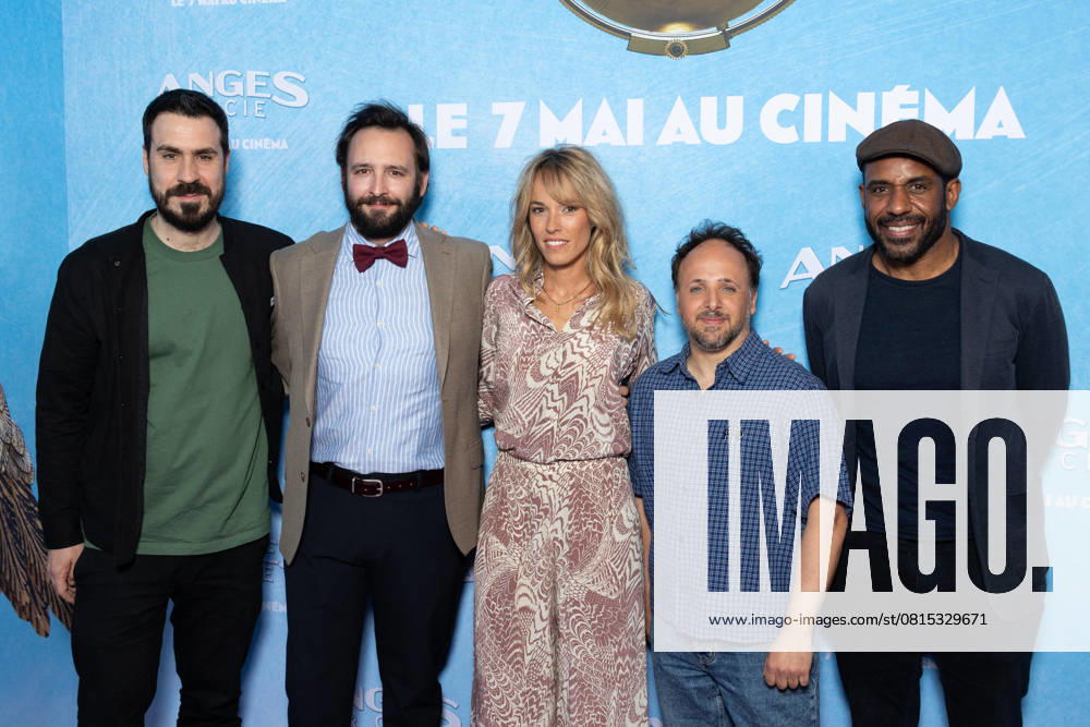 Anges & Cie Paris Film Premiere Simon Astier, Julien Pestel, Elodie Fontan, Romain Lancry, Loup-Denis Elion attends Anges & Cie Paris Film Premiere at Publicis Cinemas on April 29, 2025 in Paris, France. Photo by Nasser Berzane ABACAPRESS.COM Paris France