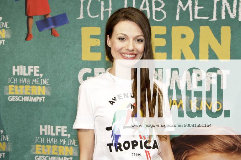 Julia Hartmann at the premiere of the movie help I have shrunk my parents at the village cinemas Vienna 13 01 2018 Foto:xB.xLoschanx xFuturexImage