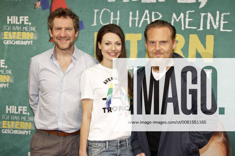 Johannes Zeiler Julia Hartmann and Oskar Keymer at the premiere of the movie help I have shrunk my parents at the village cinemas Vienna 13 01 2018 Foto:xB.xLoschanx xFuturexImage