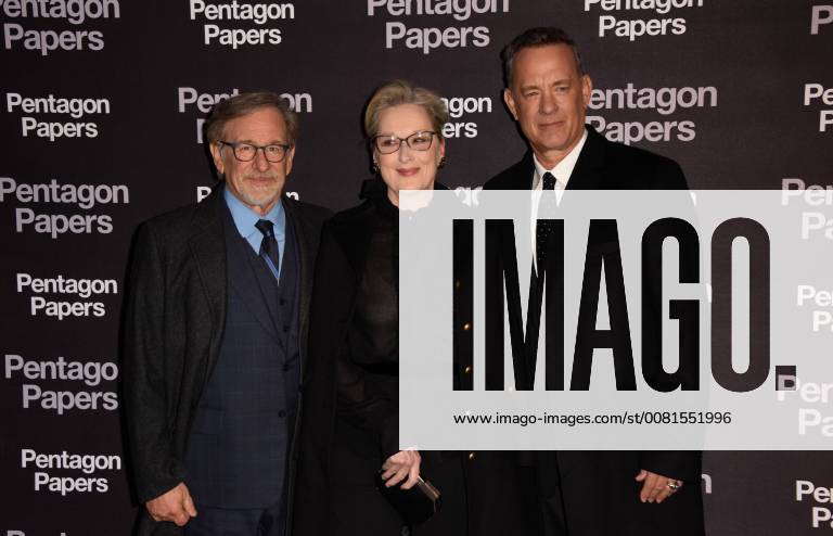 Pentagon Papers Premiere in Paris Steven Spielberg ( realisateur ) - Meryl Streep ( actrice ) - Tom Hanks ( acteur ) CELEBRITES : Avant premiere du film PENTAGON PAPERS - Paris - 13 01 2018 FedericoPestellini Panoramic